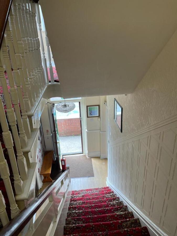 Park View Hotel And Guest House St Helens  Екстериор снимка